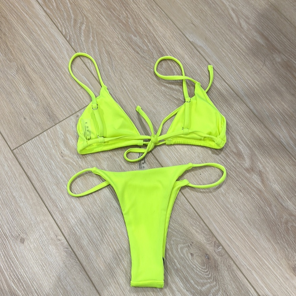 Neon String Bikini - Picture 2 of 3